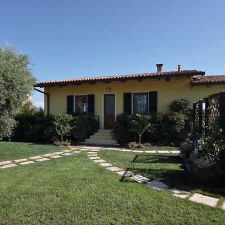 Villa Ambra Soiano Del Lago Luaran gambar