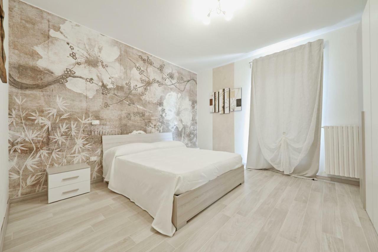 Villa Ambra Soiano Del Lago Luaran gambar